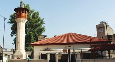 Dede Mehmet (Çınarlı) Cami Nerede?