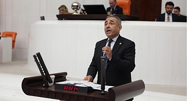 DEVA Partili Karatutlu: “Proje okulları siyasetin kurbanı oldu, depremzede öğretmenler yalnız bırakıldı”