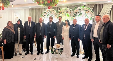 Gazeteci Bekir Doğan’ın Kızı Emine Nefise Doğan ile Prof. Dr. Zekeriya Pak’ın Oğlu Yahya Bedirhan Pak Nişanlandı!