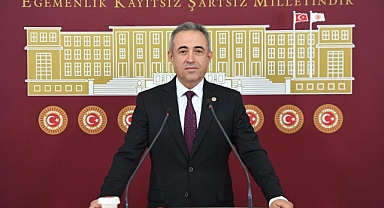 İrfan Karatutlu'dan 1 Mayıs mesajı: “Emek ve adalet üzerine kurulu bir gelecek için çalışıyoruz”