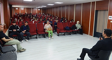 Türk ve Dünya Edebiyatı Liselere Konuk Oluyor!