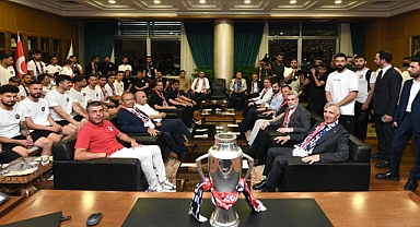 Başkan Görgel, “İstiklalspor’umuzun Şampiyonluğu Şehrimize Hayırlı Olsun”
