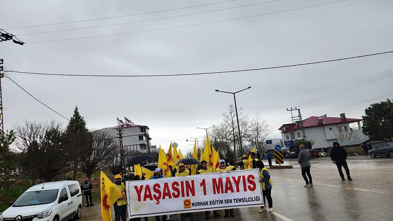 Eğitim Sen 1 Mayıs’ı Nurhak’ta Kutladı!