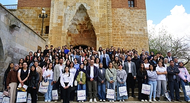 Eshab-ı Kehf’te Edebiyat Yolculuğu!