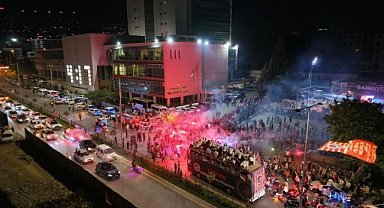 İstiklalspor Kupayla Meydana Geldi, Kahramanmaraş Tek Yürek Oldu
