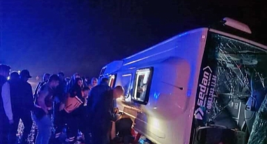 Kahramanmaraş'ta Göçmen Taşıyan araç devrildi: 1 Ölü, 22 Yaralı