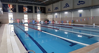 Kahramanmaraş’ta Şeref Eroğlu Yüzme Havuzu Hizmete Açıldı!