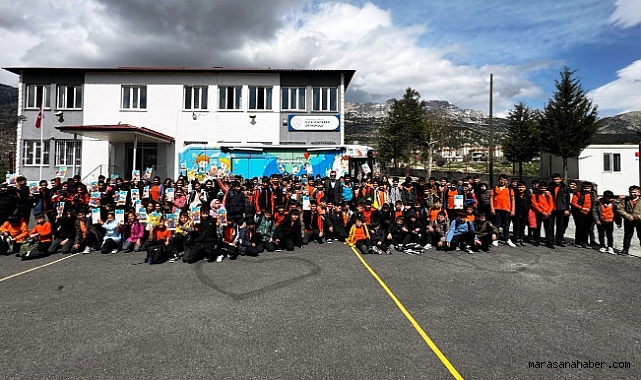 Mobil Kütüphane, Kahramanmaraş’ta Miniklere Kitap Sevgisi Aşılıyor!