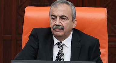 Sırrı Süreyya Önder hayatını kaybetti!