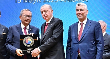 TOBB’dan KMTSO Meclis Başkanı Öksüz’e Hizmet Şeref Belgesi!