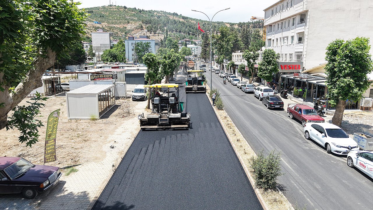 Türkoğlu’nda Asfalt Başladı!
