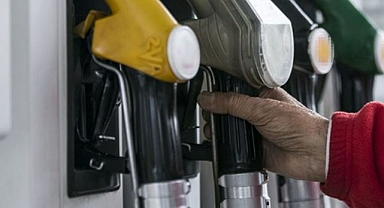 Akaryakıta okkalı bir zam daha! Tabela 5 günde 3. kez değişiyor