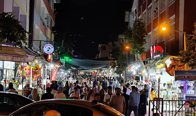 Bayramda Ilıca Kaplıcaları Tıklım Tıklım Doldu