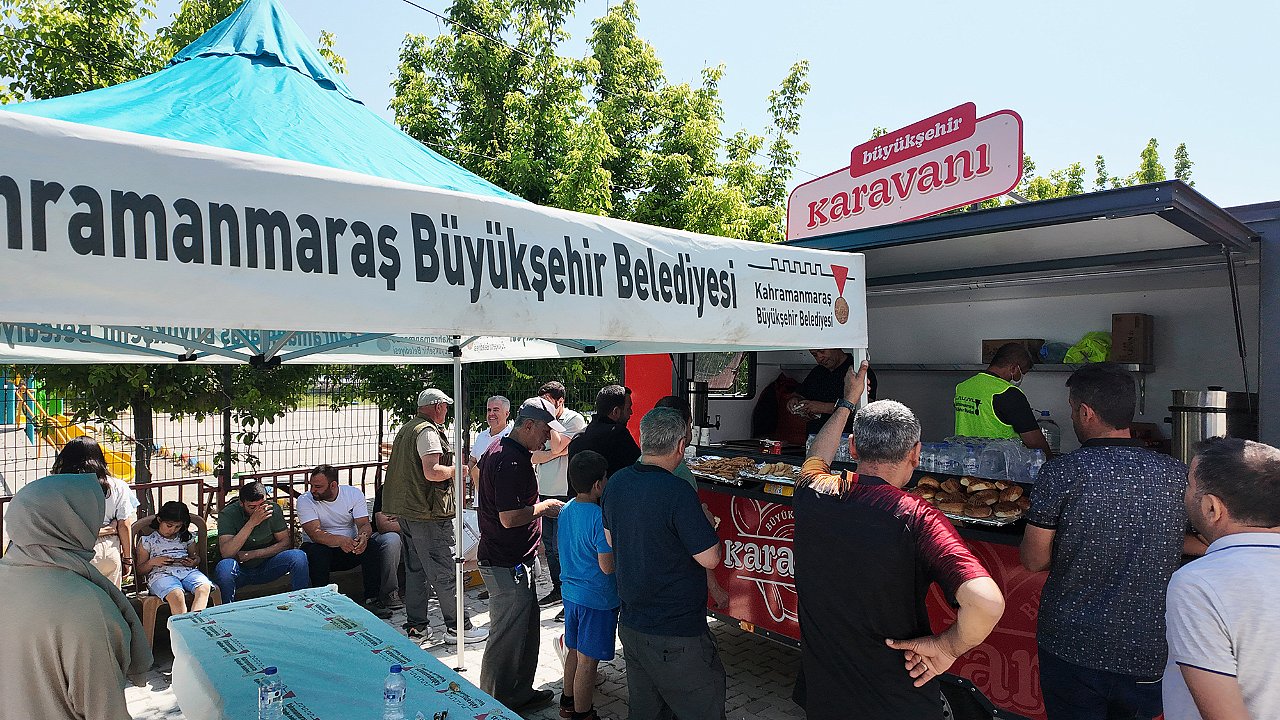 Büyükşehir, Öğrenci ve Velilerin LGS Heyecanına Ortak Oldu!