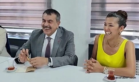 Kadın öğretmenden Bakan Tekin'e “Kalp atıyorsunuz ya çıldırıyoruz”