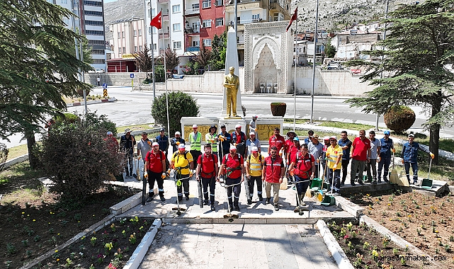 Kahramanmaraş Büyükşehir’in Temizlik Timi Elbistan’da Sahada!