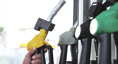 Motorin ve Benzine Büyük İndirim Geliyor!