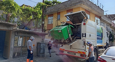 Onikişubat Belediyesi’nden bayramda temizlik harekâtı!