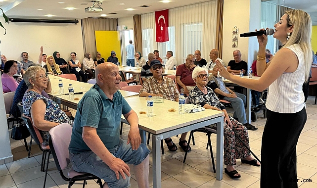 AFŞİNDER Yönetiminden Zeytinburnu Huzurevine Anlamlı Ziyaret!