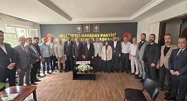 AK Parti Heyetinden MHP Kahramanmaraş İl Başkanlığı'na 'Hayırlı Olsun' Ziyareti