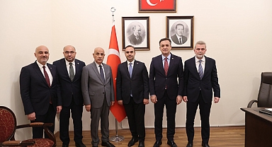 Ak Parti Kahramanmaraş heyeti, Sanayi ve Teknoloji Bakanı Kacır ile görüştü!