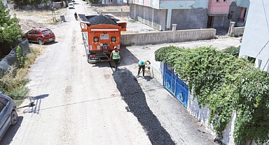 Elbistan’da Altyapının Ardından Yol Konforunu Artıran Çalışmalar!