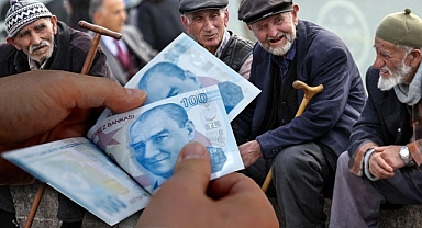 Emekli maaşları için haciz ve bloke kararı!