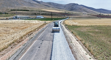 Kahramanmaraş Büyükşehir, Elbistan’da Yolları Bir Bir Yeniliyor!