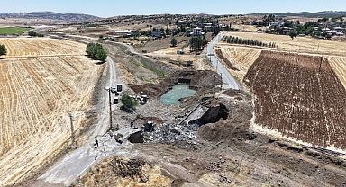 Kahramanmaraş’ta 46 yıllık köprü yıkıldı, yenisi yapılacak!
