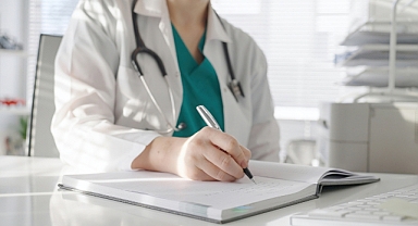 Kahramanmaraş’ta Doktora Saldırı: İlaç Yazdırma Talebi Şiddetle Sonuçlandı