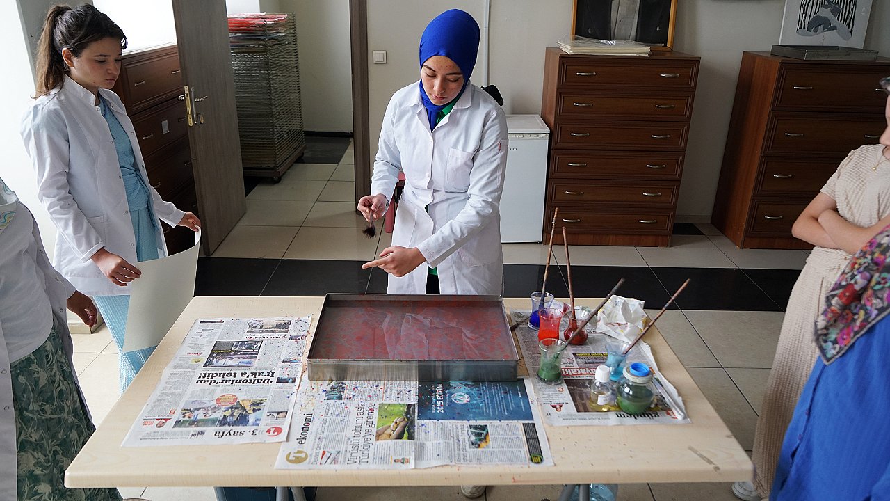 Kahramanmaraş'ta Gençler Yaz Tatilini KAMEK’le Değerlendiriyor