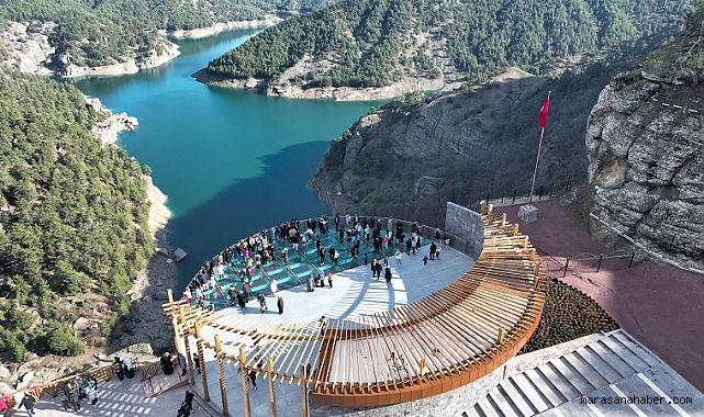 Kahramanmaraş'ta Orman Yangını Nedeniyle Ali Kayası Cam Teras Ziyarete Kapatıldı!