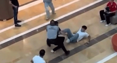 Kahramanmaraş’ta serseriler AVM’yi birbirine kattı!
