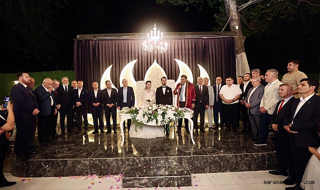 Kahramanmaraş'ta Siyaset ve Protokol Bu Düğünde Buluştu!