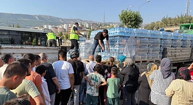 Kahramanmaraş’ta Su Kesintilerine Karşı Ücretsiz İçme Suyu Dağıtımı Başladı!