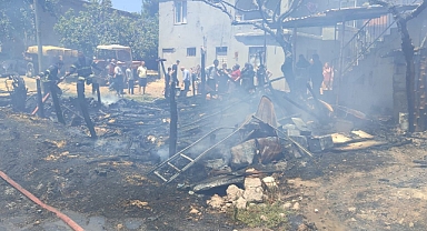 Kahramanmaraş'ta Yangın Felaketi: Otuz Küçükbaş Hayvan Telef Oldu