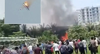 Savaş uçağı üniversite kampüsüne düştü!