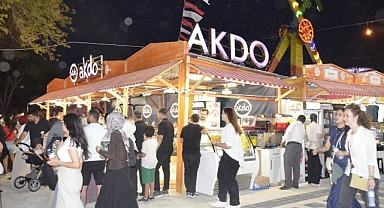 AKDO’nun Dondurma Şovu Ağustos Fuarı’na Damga Vurdu