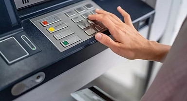 Bankalarda yeni dönem! ATM'den para yatırma işlemlerine düzenleme geldi!