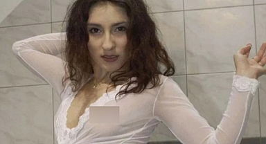 Cinsel içerikli film yıldızı Sibel Kekilli'den cesur poz!