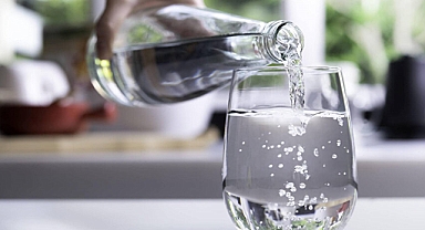 Günde 8 Litre Su İçti, Su Zehirlenmesi Nedeniyle Hastanelik Oldu!