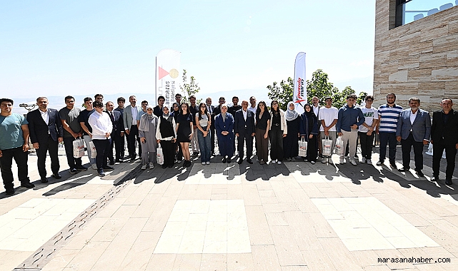 Kahramanmaraş Büyükşehir, YKS’de Derece yapanları onurlandırdı!