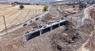 Kahramanmaraş’ta 9 metre genişliğinde yeni köprü inşa edildi!