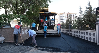 Onikişubat Belediyesi’nden Şehit Abdullah Çavuş Mahallesi’ne 5 bin ton asfalt!