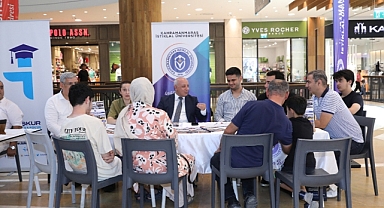 Rektör Bakan, Tercih Tanıtım Günleri’nde Gençlerle Birebir Görüştü