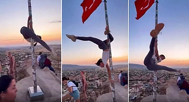 Türk bayrağında direk dansı!