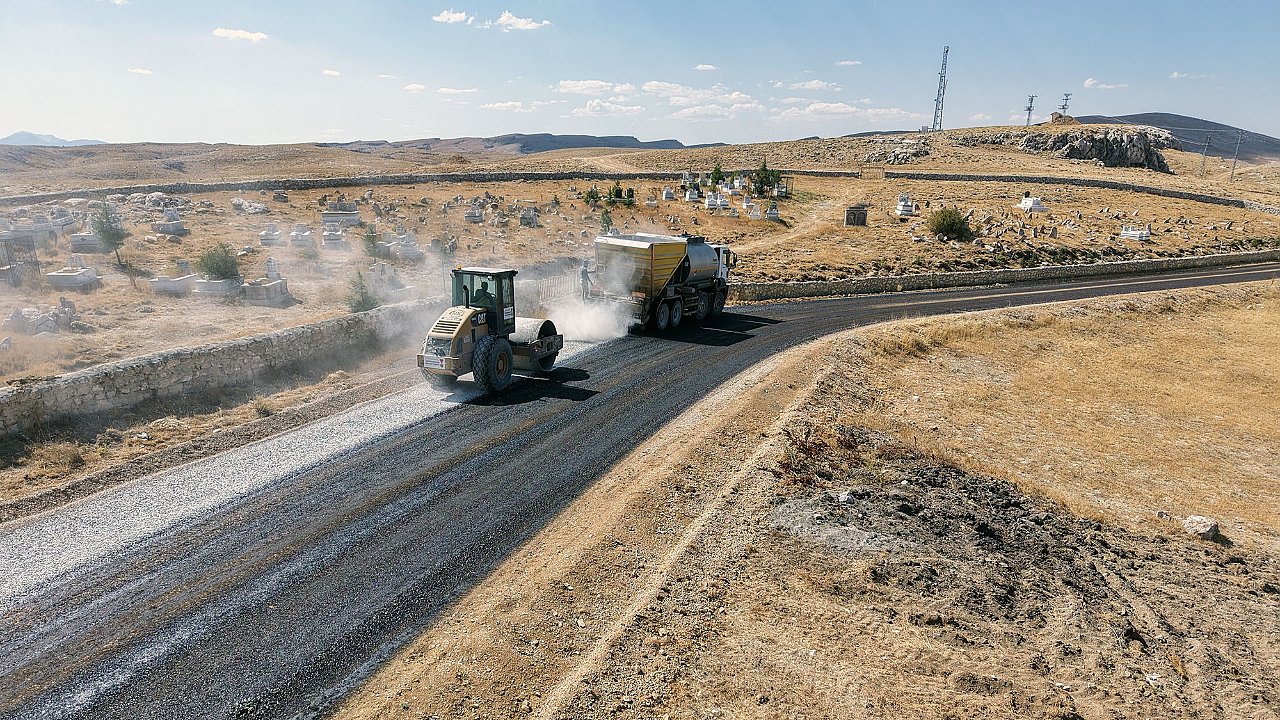 Afşin Oğlakkaya’nın Yolu Büyükşehir’le Yenilendi!