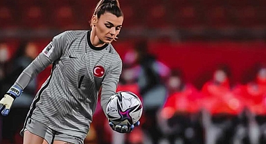 Avrupa, 4 Gol Atan Türk Kaleci Selda Akgöz’ü Konuşuyor