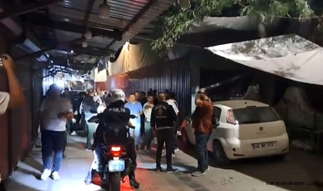 Kahramanmaraş’ta 16 Yaşındaki Silahlı Genç Polisleri Alarma Geçirdi!
