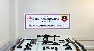 Kahramanmaraş’ta Kalaşnikof ve Çok Sayıda Silah Ele Geçirildi!
